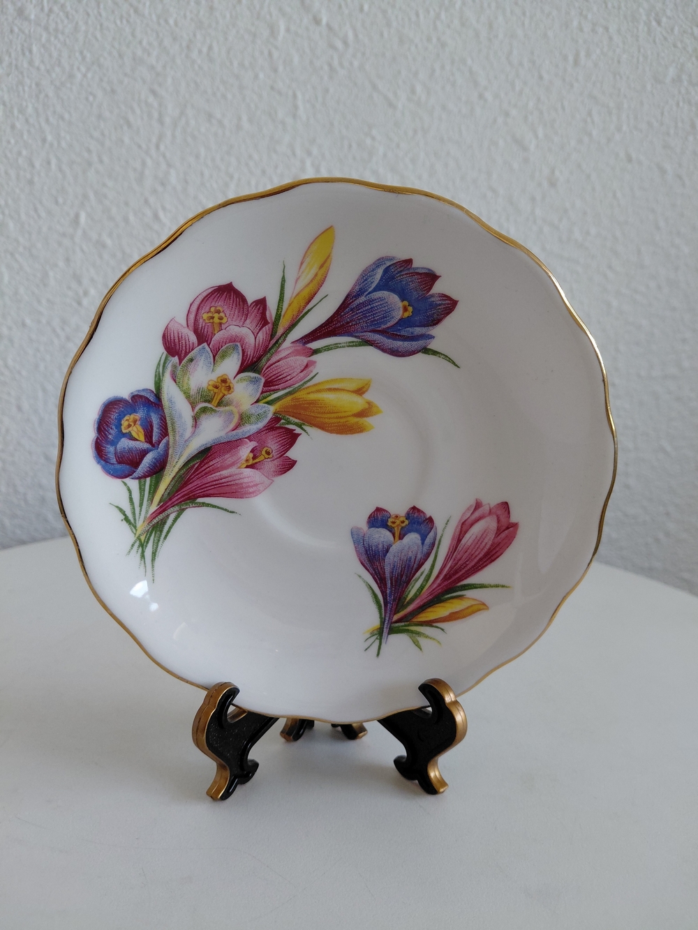 Royal VALE Bone China Single  Saucer Floral England Vintage